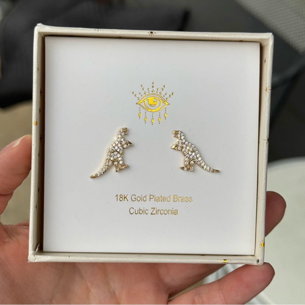 Gold plated Dinosaur Stud Earrings *NEW*